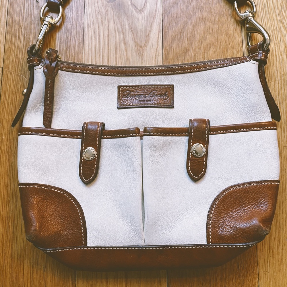 Dooney & Bourke Cross Body Bag